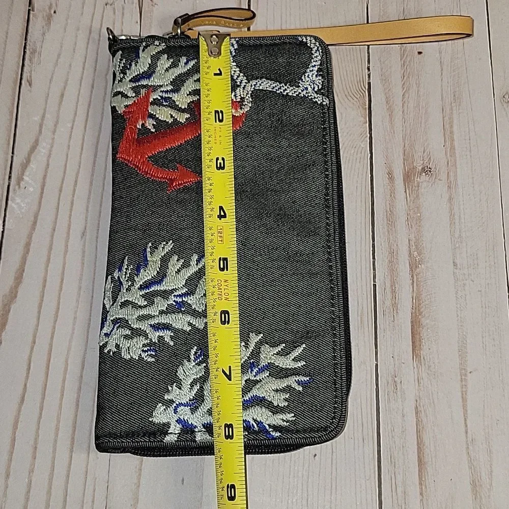 Vera Bradley RFID Beach Zip Around Wristlet Wallet  Shore Thing Coral Anchor